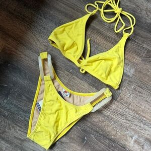 Lycra Aurea Women's Yellow High Cut Cheeky Stone Hoop Triangle Bikini Set